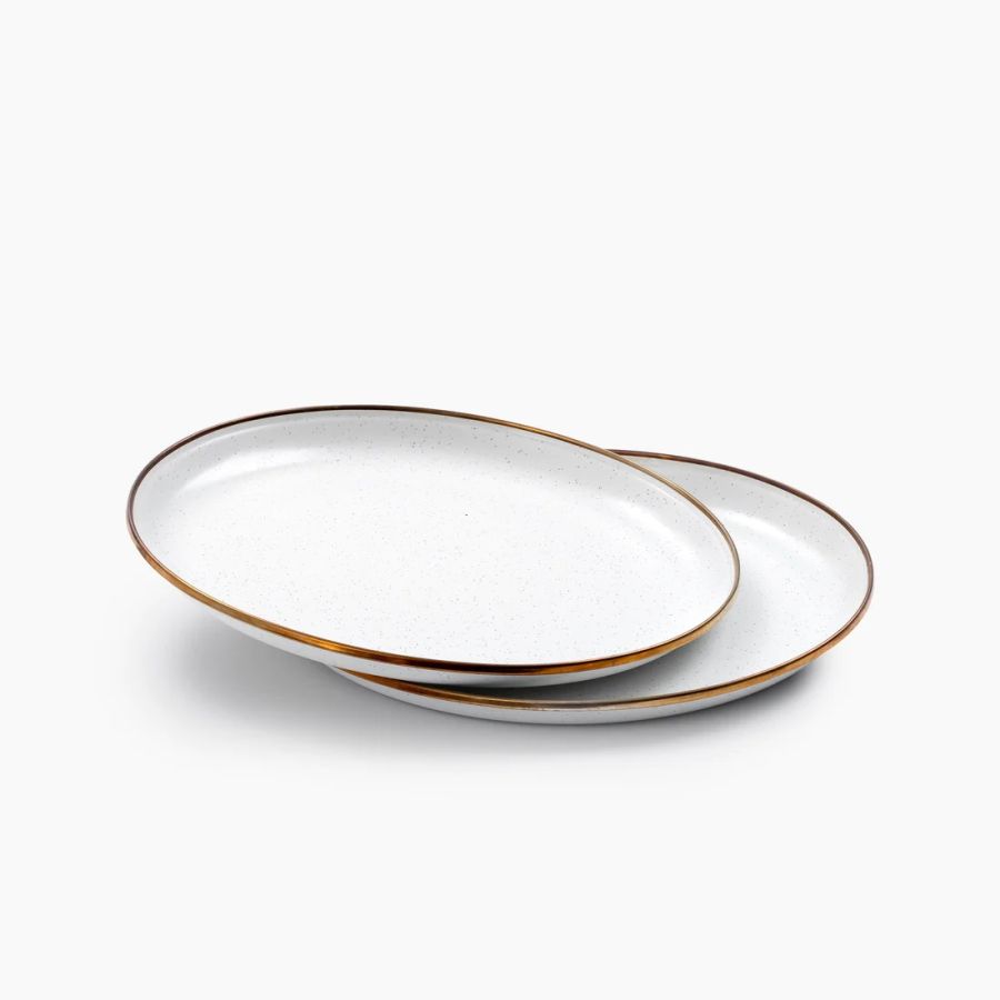 28 cm white enamelled dinner plates with a bronze rim