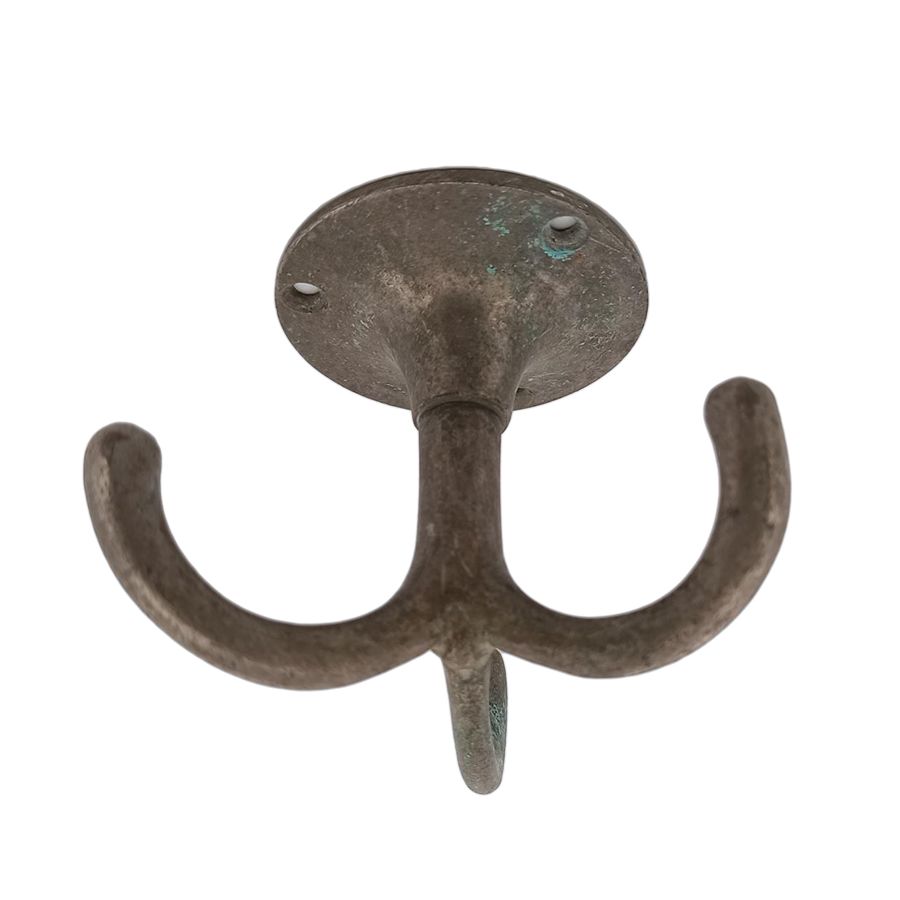 Triple swivel hook in brass second-hand