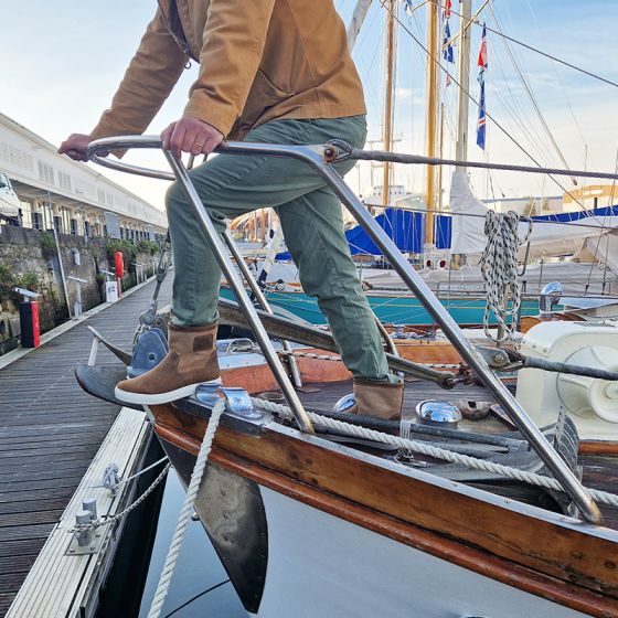 low-cut-brown-leather-and-canvas-boat-boots