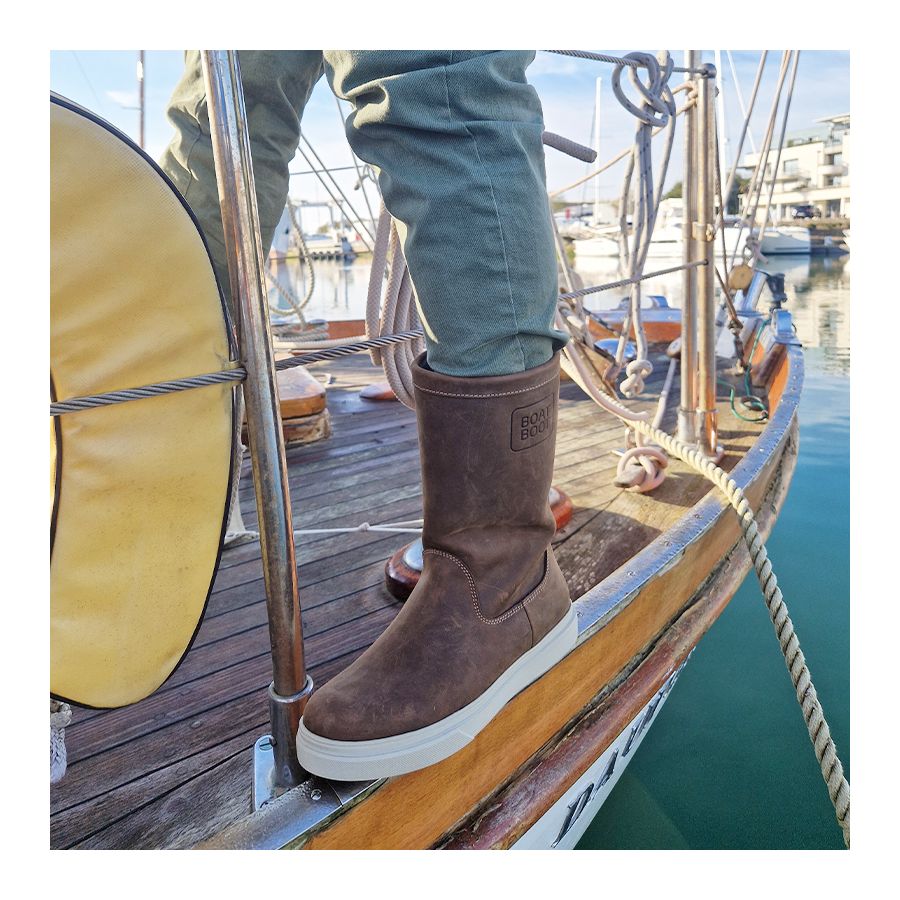 Brown leather high-cut sailing boots