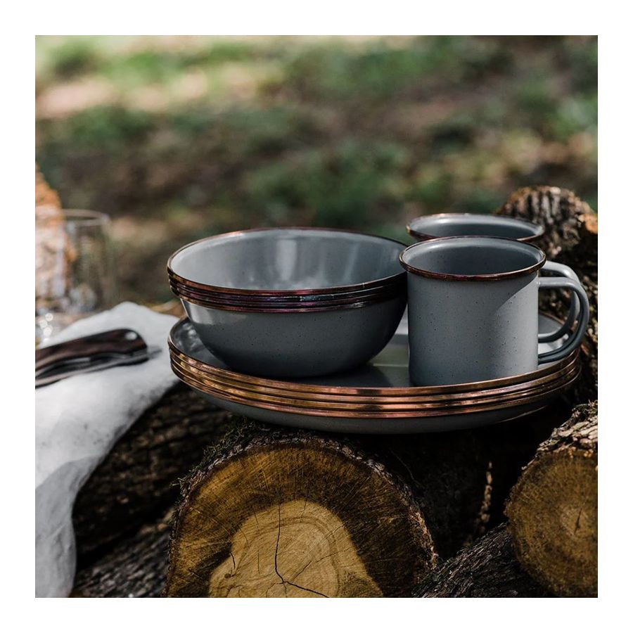 2 speckled grey mugs with bronze rim in enamelled steel