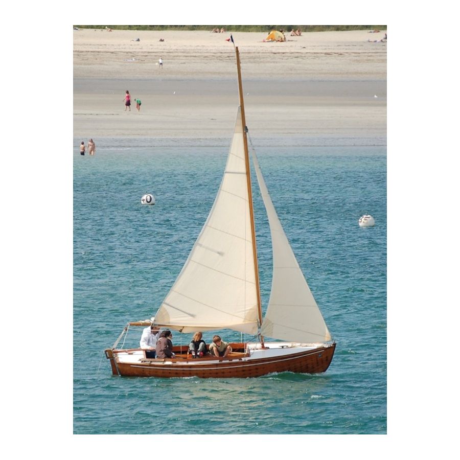 For sale, Marconi Sloop type sailboat in mahogany