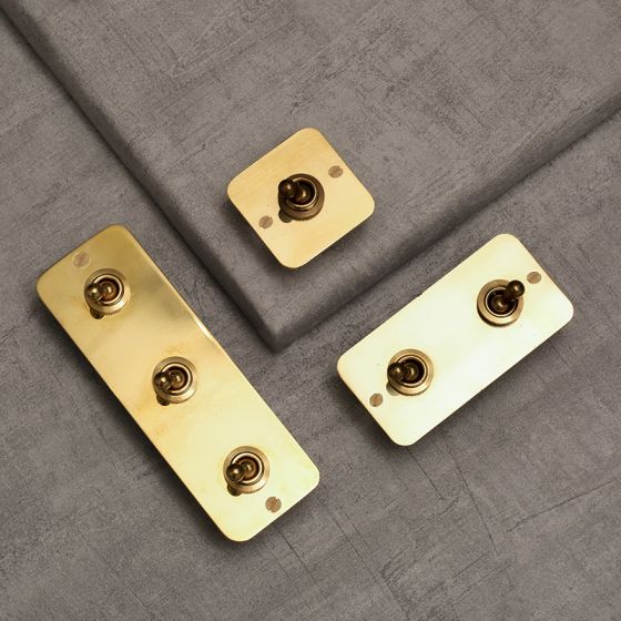 BRASS SWITCH